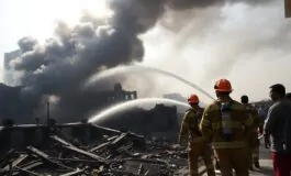 incendio devastante a karachi 14 morti e oltre 50 dispersi in un centro commerciale 1768813060 265x160