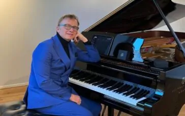 Dalla melodia al design: note e armonie diventano arte da indossare