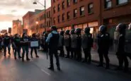 sparatoria a minneapolis proteste e intervento degli agenti federali 1768488126