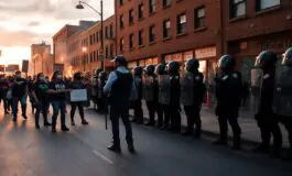 sparatoria a minneapolis proteste e intervento degli agenti federali 1768488126 265x160