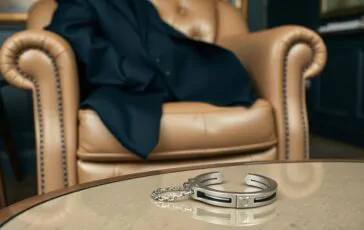 andrew mountbatten windsor arrestato e rilasciato indagine e ripercussioni 1772074282 364x230