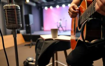 ascolti e momenti chiave di taratata bonolis riporta la grande musica in tv 1771334499 364x230