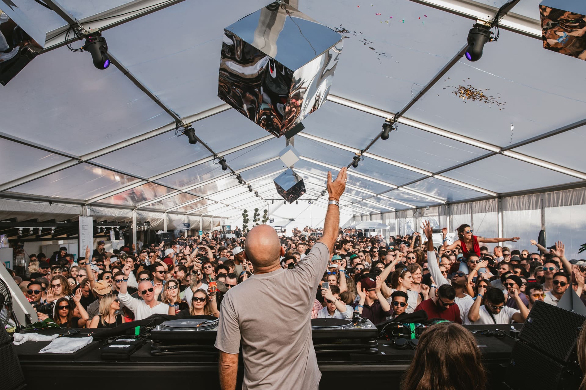 Caprices Festival 2026: Cinque artisti da non perdere