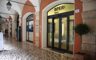 featured 3581441 364x230