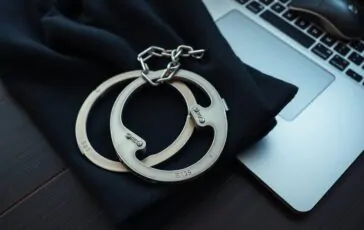 fondatore di readovka fermato alla vigilia di un processo cosa sappiamo 1772229934 364x230