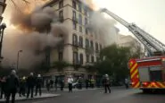 forte incendio in palazzo residenziale a milano soccorsi in corso 1772251240