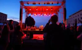 francesco gabbani sul suzuki stage carriera successi e vita privata dellartista di carrara 1772226341 265x160