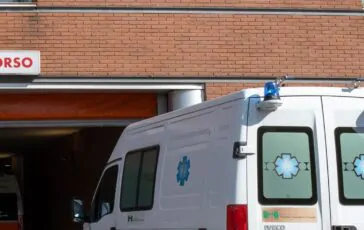 mamma trovata morta in casa