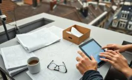 la corsa di sarah knafo a parigi strategia alleanze e volti nuovi 1771473855 265x160