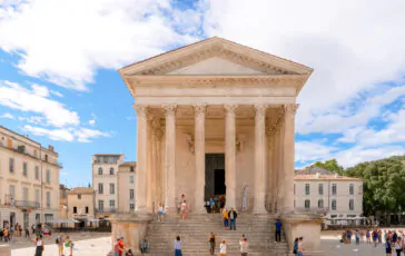 maison carree copyright nimes tourisme 8 364x230