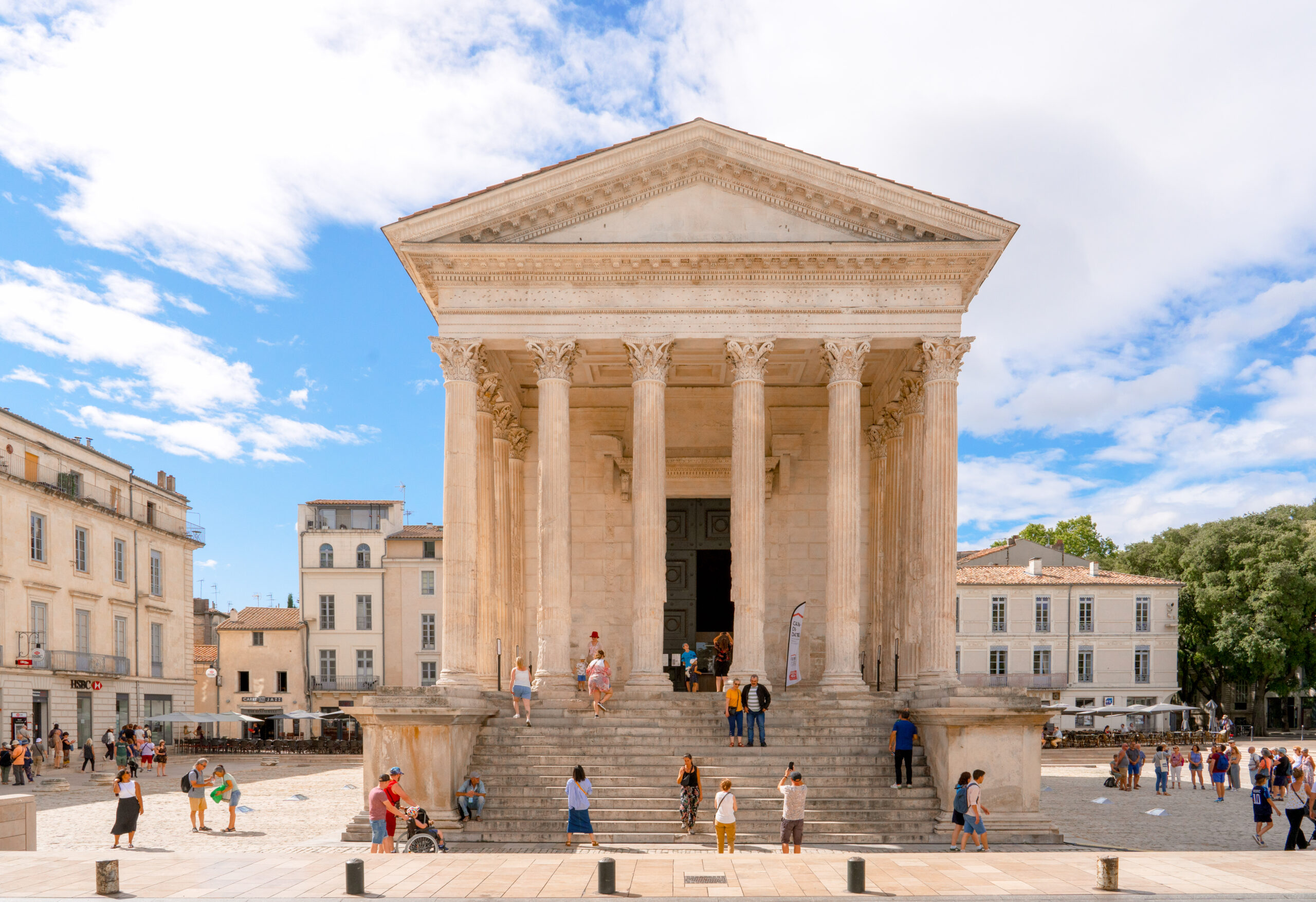 https://www.notizie.it/wp-content/uploads/2026/02/maison-carree-copyright-nimes-tourisme-8-scaled.jpg