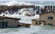 porto recanati sotto attacco delle mareggiate allagamenti e danni strutturali 1770253926