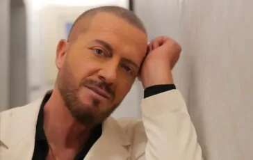 raf gesto scaramantico sanremo 2026 terza serata