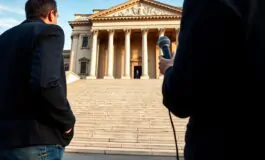 sanremo linviato chiede un complimento a meloni risposte evasive dai cantanti 1771447906 265x160