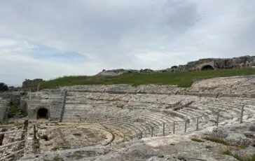 teatro greco 364x230