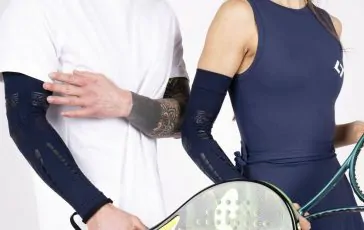 floky vibrazioni padel azzerati con manicotto biomeccanico su tessuto 2