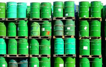 Iran crisi petrolio e boom prezzi sbloccate riserve per 400 milioni di barili 364x230