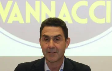 Ucraina Vannacci No Futuro Nazionale a risoluzione centrodestra incredibile sostegno a Zelensky 364x230