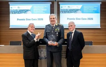 Universita Campus Bio Medico Roma premio Sine Cura al generale Andrea De Gennaro 364x230