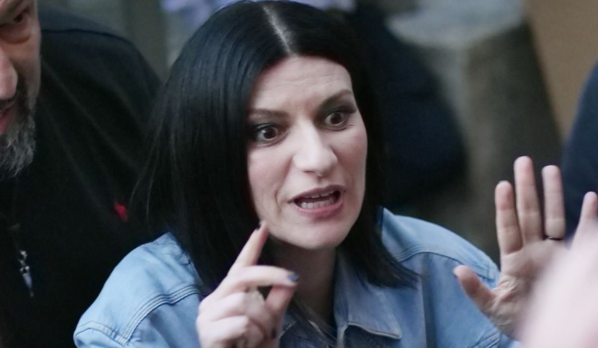 Laura Pausini canta Antologia: la reazione di Shakira sorprende tutti