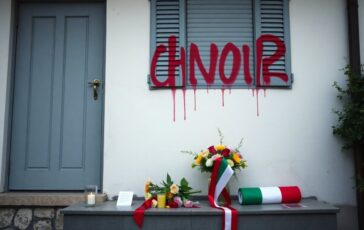 minacce a michele bisceglia scritte sulla casa della madre e solidarieta istituzionale 1774258175 364x230