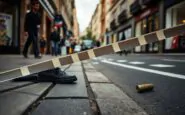 sparatoria in centro citta aggiornamenti su feriti e indagini 1772344833