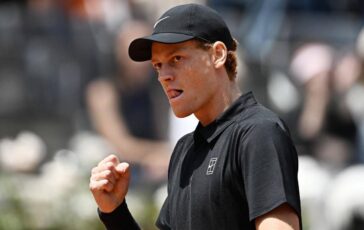 Sinner show contro Rublev e record e semifinale agli Internazionali 364x230