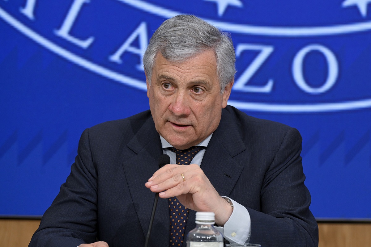 https://www.notizie.it/wp-content/uploads/2026/05/attentato-a-modena-parla-tajani-db3c011e.jpg
