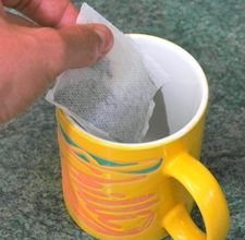 article page main ehow images a06 2e 2e bergamot tea safety 800x800