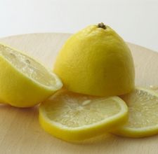 article page main ehow images a07 f3 sl lose weight lemon tea 800x800