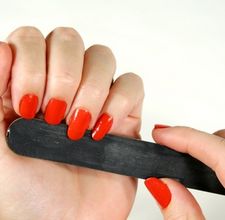 article page main ehow images a06 se h0 manicure pedicure treatment 800x800