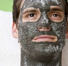 article page main ehow images a02 19 4m care mens oily skin 800x800