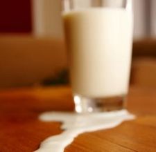 article page main ehow images a07 vk 8i pasteurize milk curdling 800x800